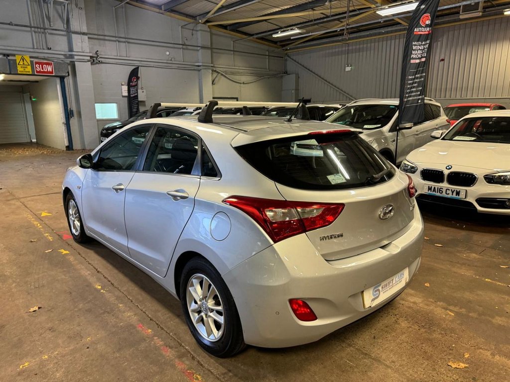 Used Hyundai i30 2015 for sale - 76527197: Photo 5