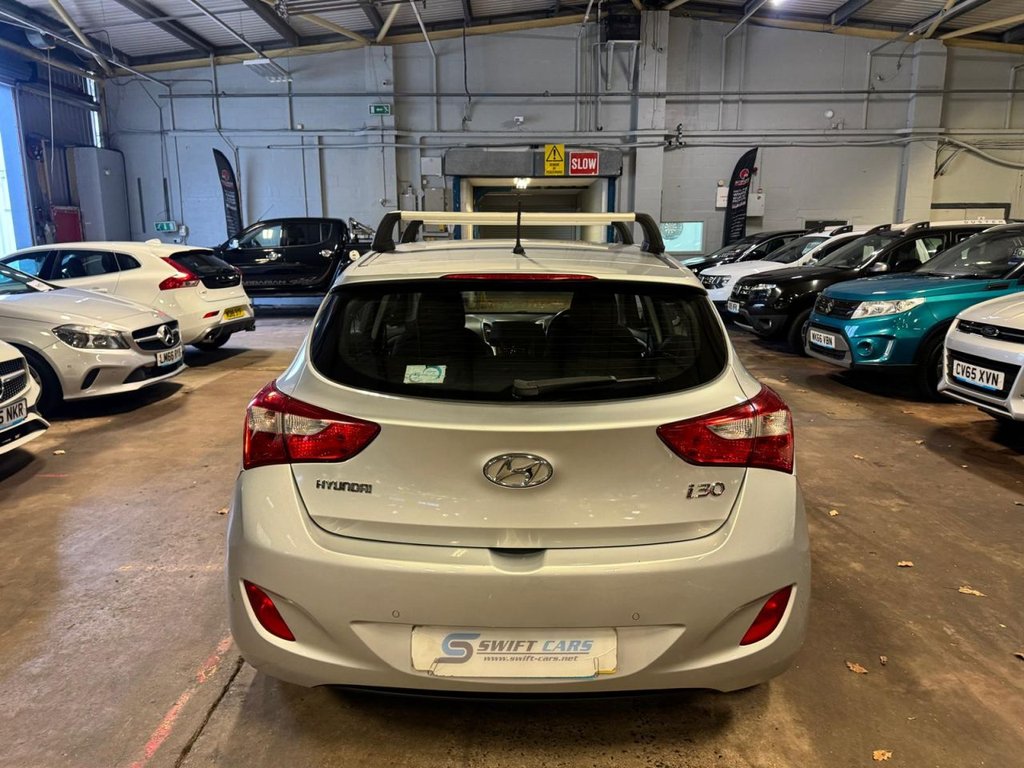 Used Hyundai i30 2015 for sale - 76527197: Photo 6