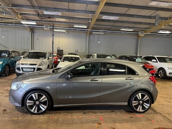 Used Mercedes-Benz A-Class 2015 for sale - 76570085: Photo