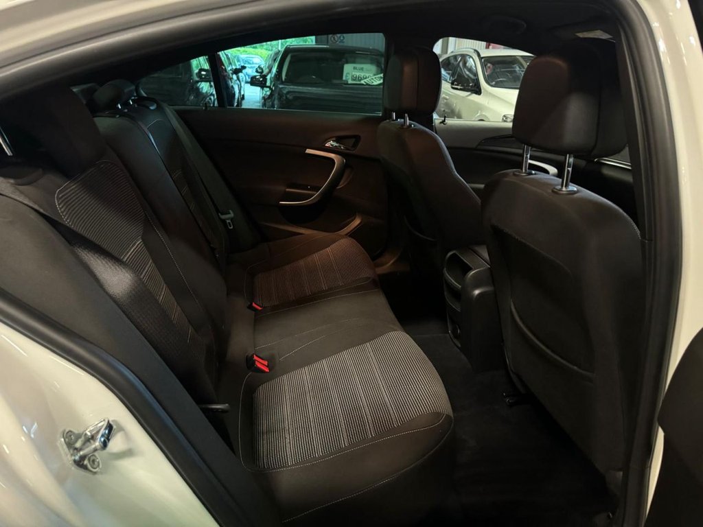 Used Vauxhall Insignia 2015 for sale - 76740446: Photo 11