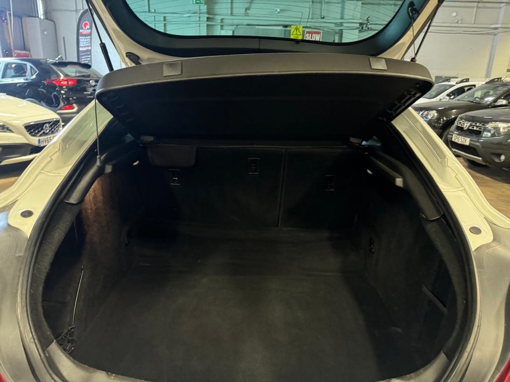 Used Vauxhall Insignia 2015 for sale - 76740446: Photo 12