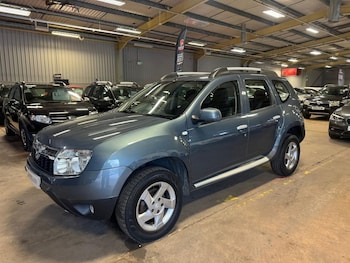 Used Dacia Duster 2014 for sale - 77563992: Photo