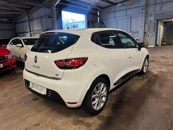 Used Renault Clio 2017 for sale - 77288454: Photo