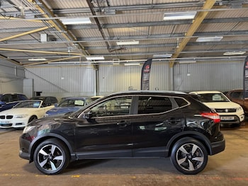 Used Nissan Qashqai 2016 for sale - 79022549: Photo