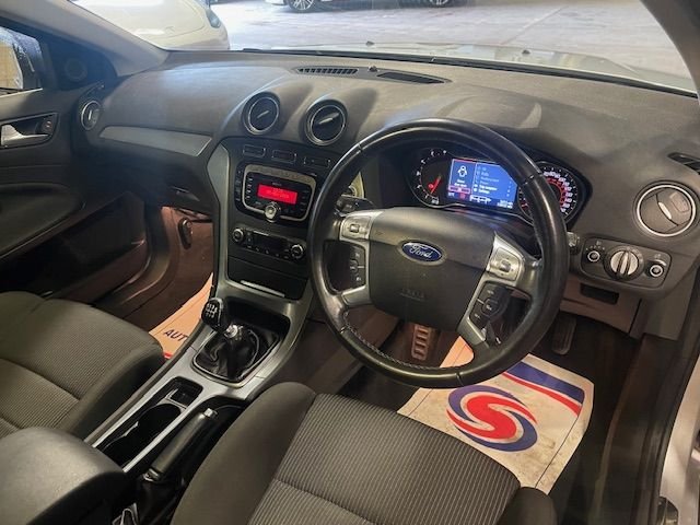 Used Ford Mondeo 2013 for sale - 76642311: Photo 12