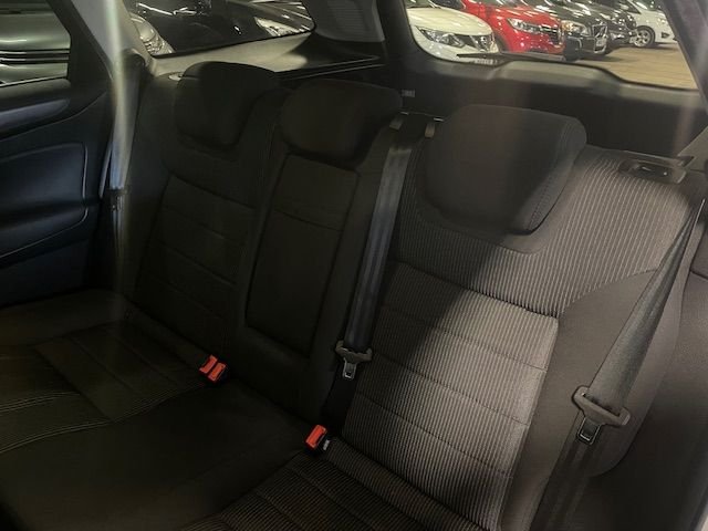 Used Ford Mondeo 2013 for sale - 76642311: Photo 17