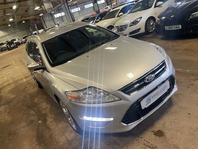 Used Ford Mondeo 2013 for sale - 76642311: Photo 2