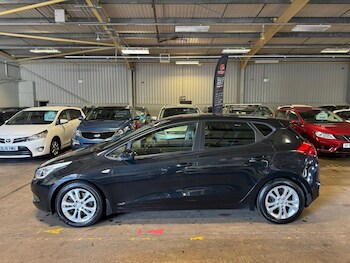 Used Kia Ceed 2015 for sale - 76797982: Photo