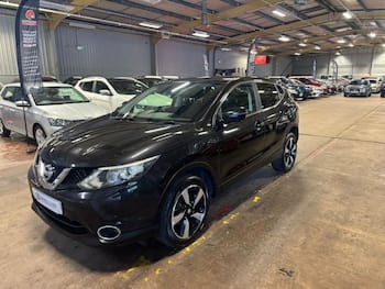 Used Nissan Qashqai 2015 for sale - 79843011: Photo