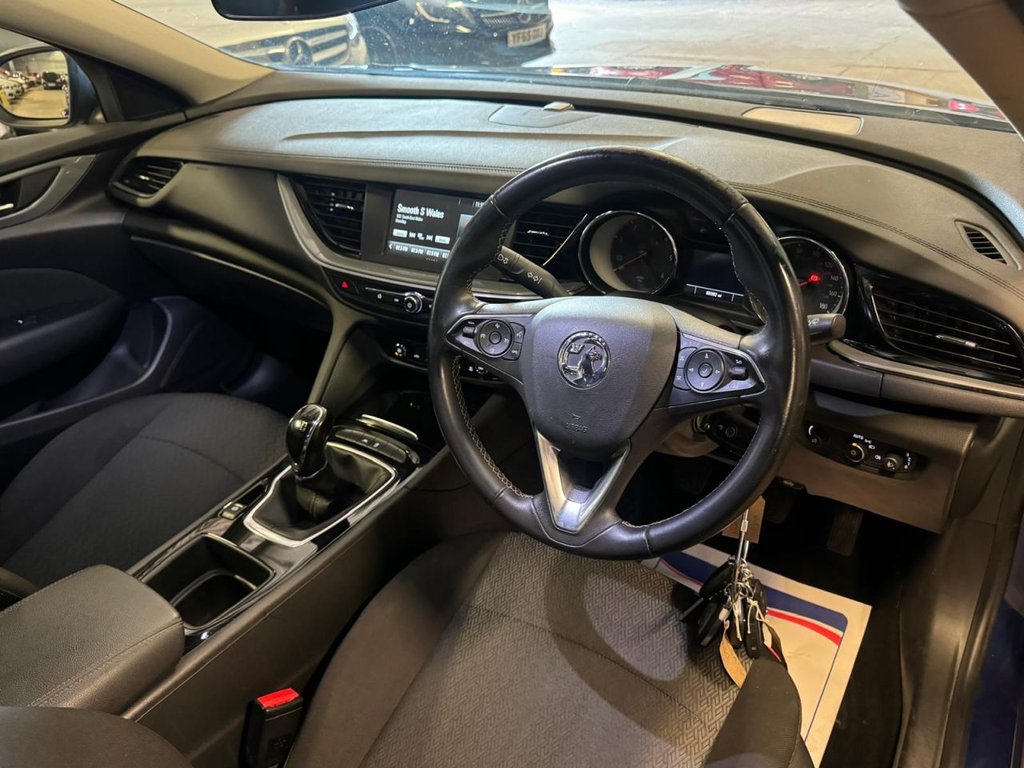 Used Vauxhall Insignia 2019 for sale - 77991098: Photo 10