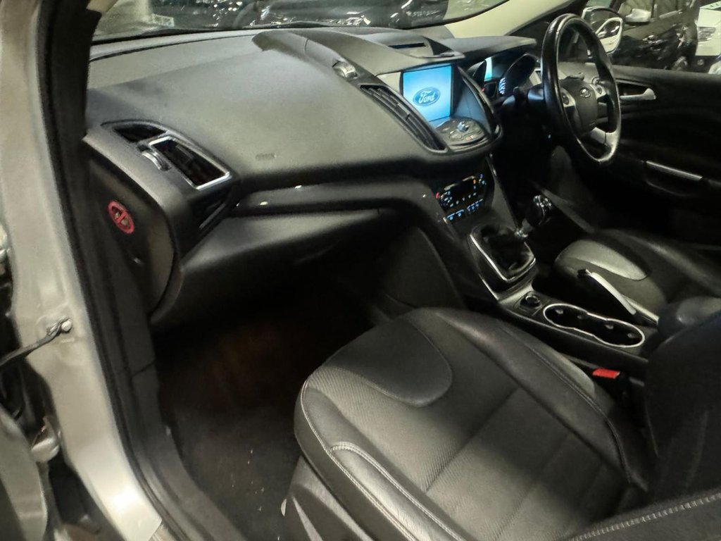 Used Ford Kuga 2015 for sale - 76604595: Photo 15