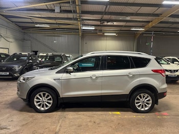 Used Ford Kuga 2015 for sale - 76604595: Photo