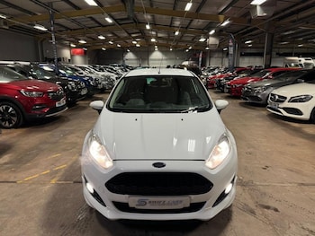 Used Ford Fiesta 2017 for sale - 77436775: Photo