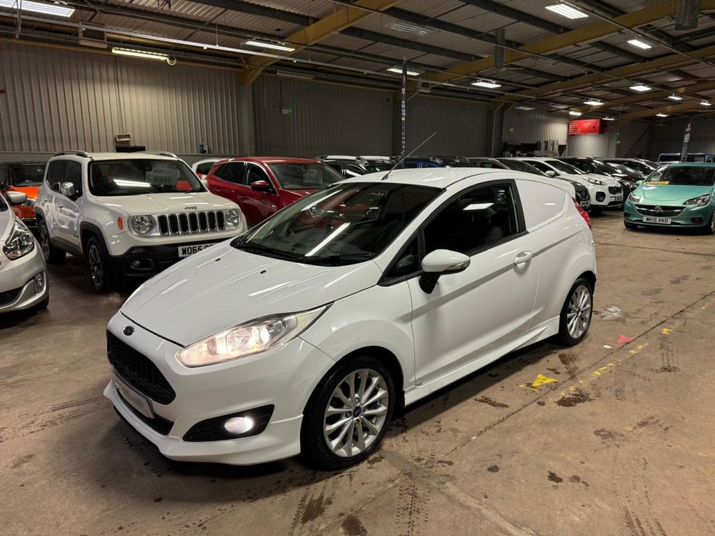 Used Ford Fiesta 2017 for sale - 77436775: Photo 3