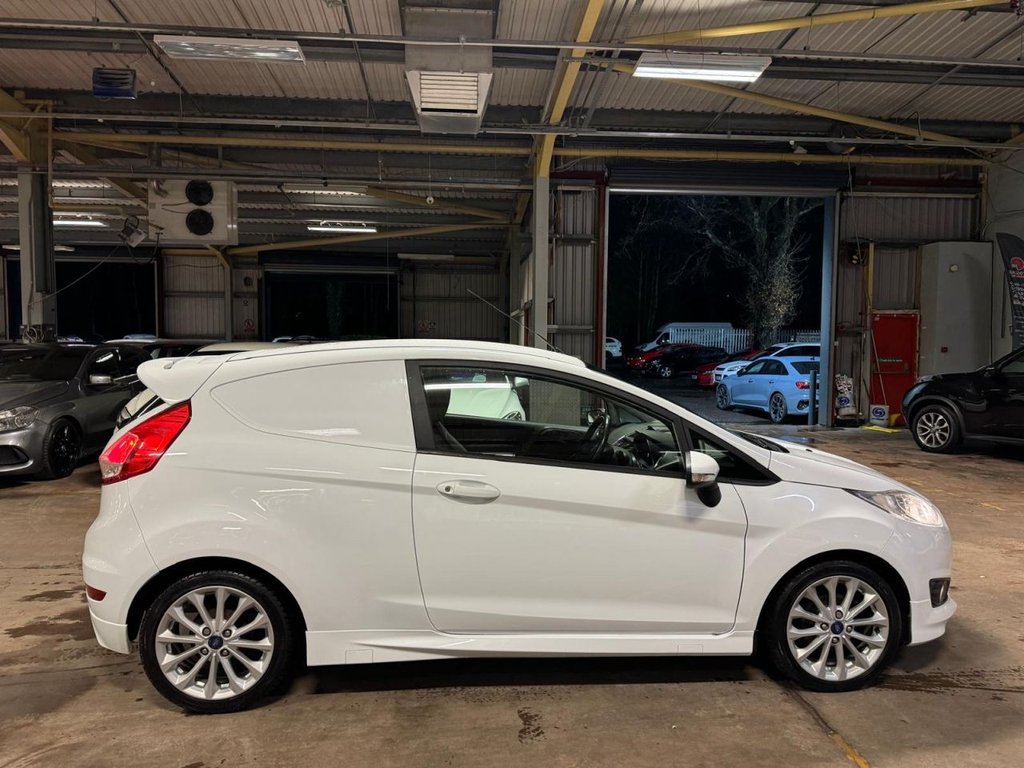 Used Ford Fiesta 2017 for sale - 77436775: Photo 8