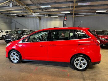 Used Ford Grand C-Max 2015 for sale - 75654325: Photo