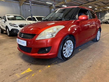 Used Suzuki Swift 2012 for sale - 79114242: Photo