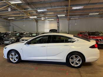 Used Vauxhall Insignia 2021 for sale - 78996242: Photo