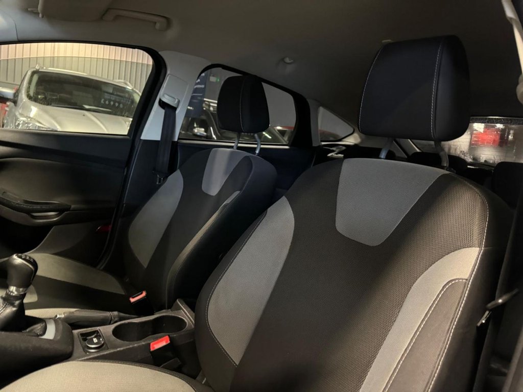 Used Ford Focus 2012 for sale - 76792163: Photo 15
