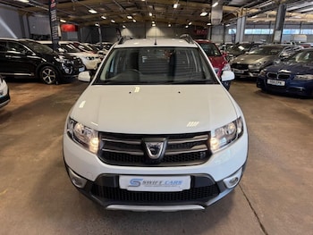 Used Dacia Sandero Stepway 2014 for sale - 79438438: Photo