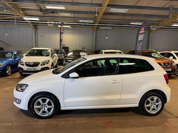 Used Volkswagen Polo 2010 for sale - 79046352: Photo