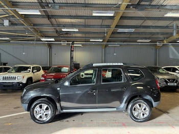 Used Dacia Duster 2018 for sale - 77384021: Photo