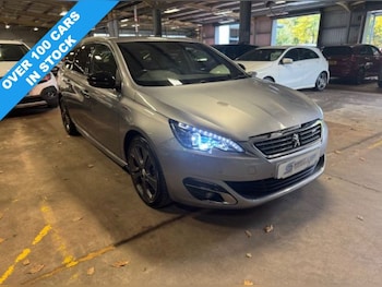 Used Peugeot 308 2016 for sale - 76429982: Photo