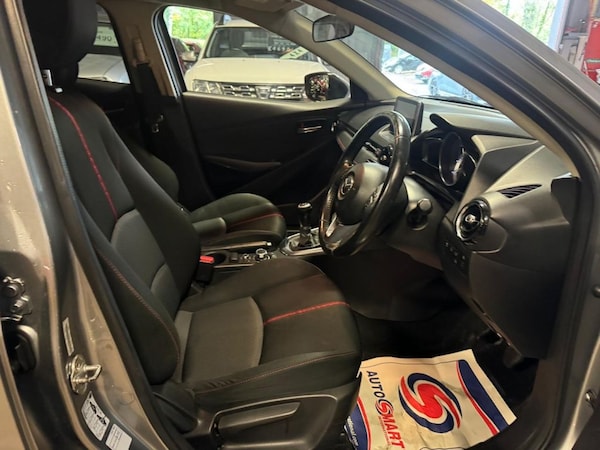 Used Mazda Mazda2 2016 for sale - 76304314: Photo 9