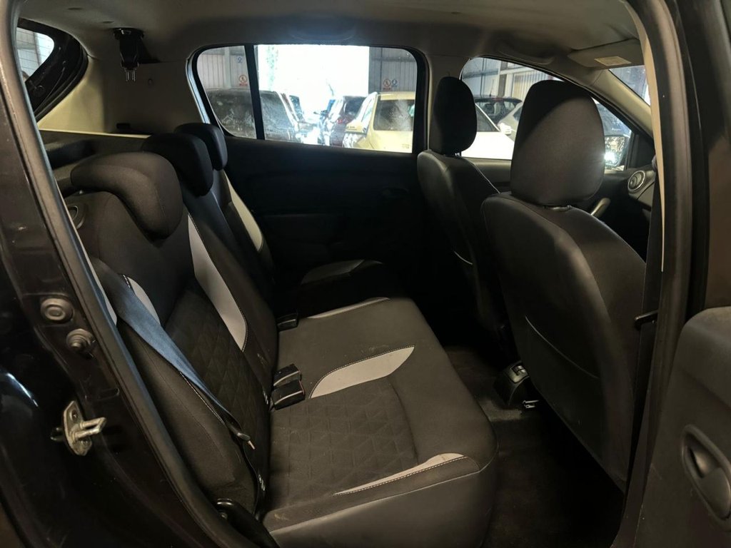 Used Dacia Sandero Stepway 2014 for sale - 77421736: Photo 11
