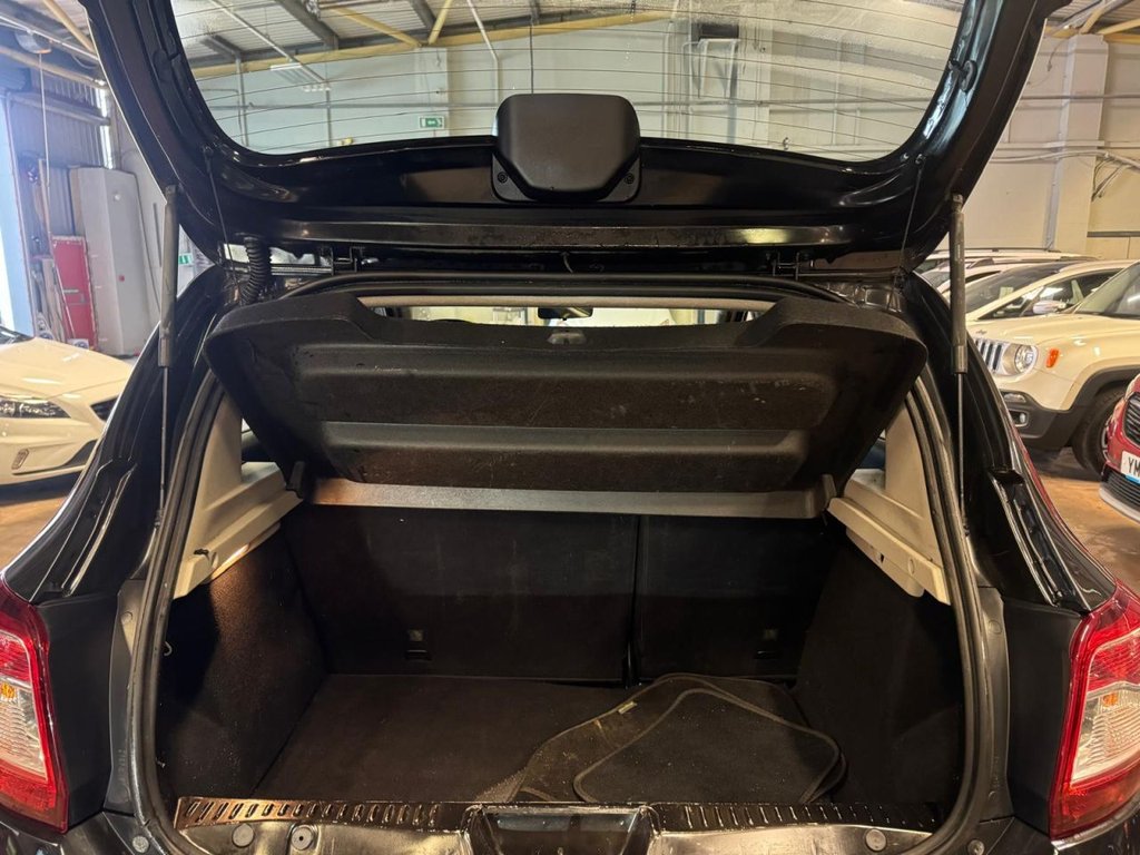 Used Dacia Sandero Stepway 2014 for sale - 77421736: Photo 12