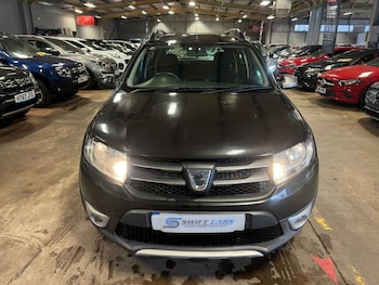 Used Dacia Sandero Stepway 2014 for sale - 77421736: Photo