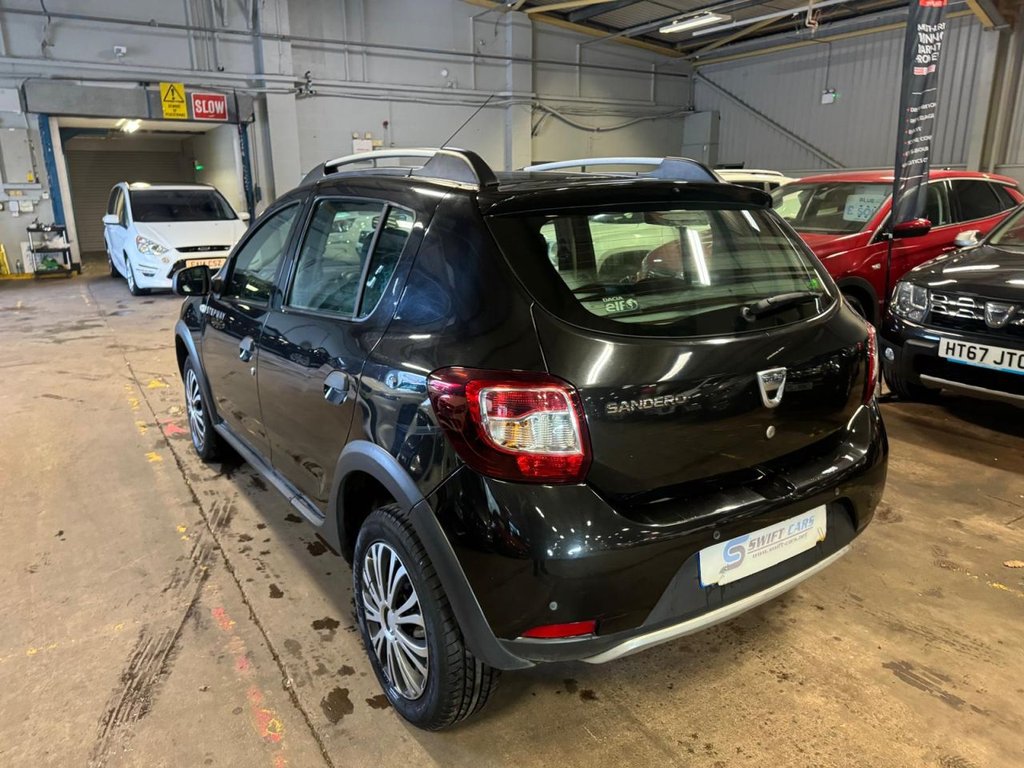Used Dacia Sandero Stepway 2014 for sale - 77421736: Photo 5