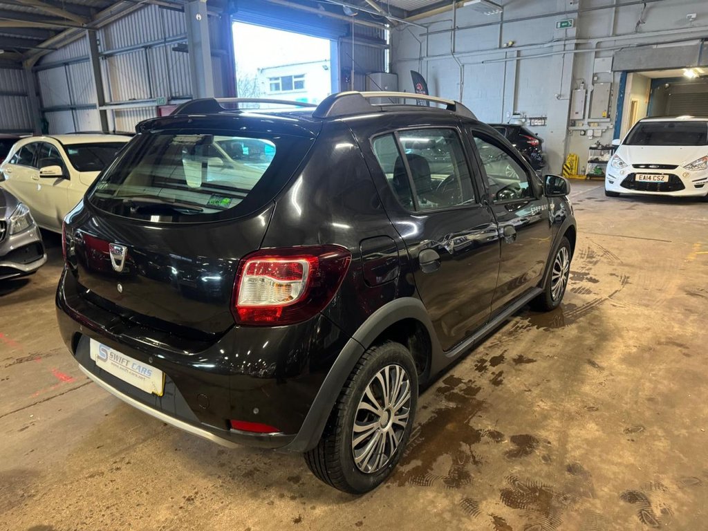 Used Dacia Sandero Stepway 2014 for sale - 77421736: Photo 7