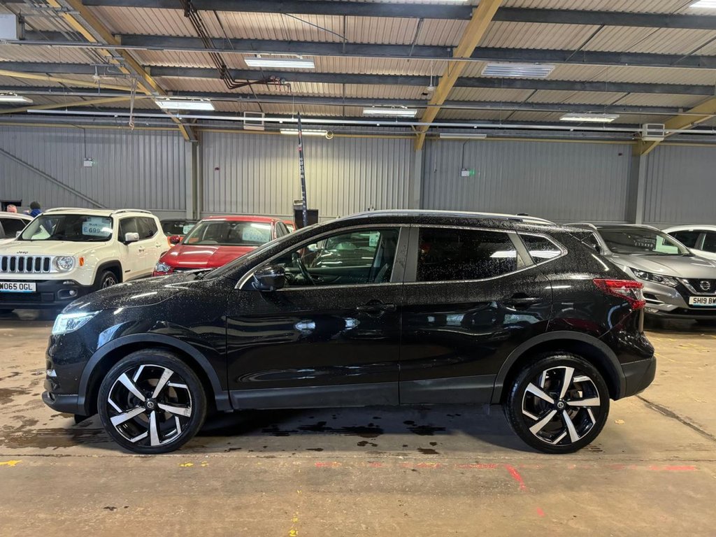 Used Nissan Qashqai 2018 for sale - 77421732: Photo 4