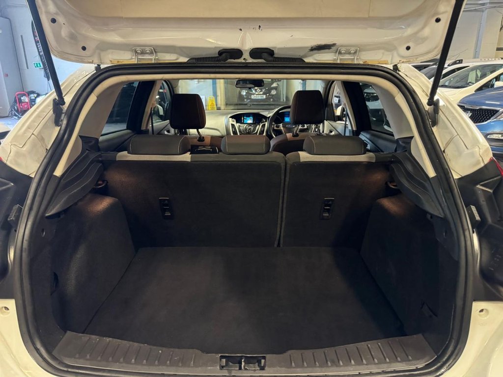 Used Ford Focus 2014 for sale - 76923227: Photo 12