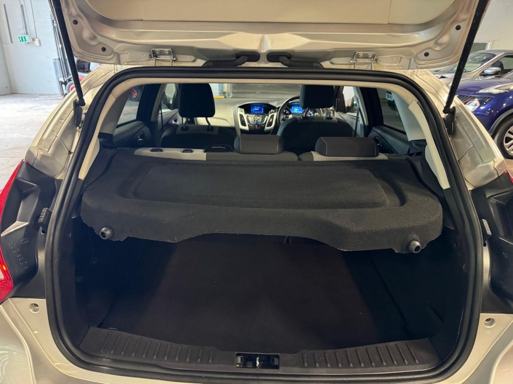 Used Ford Focus 2012 for sale - 76617354: Photo 12