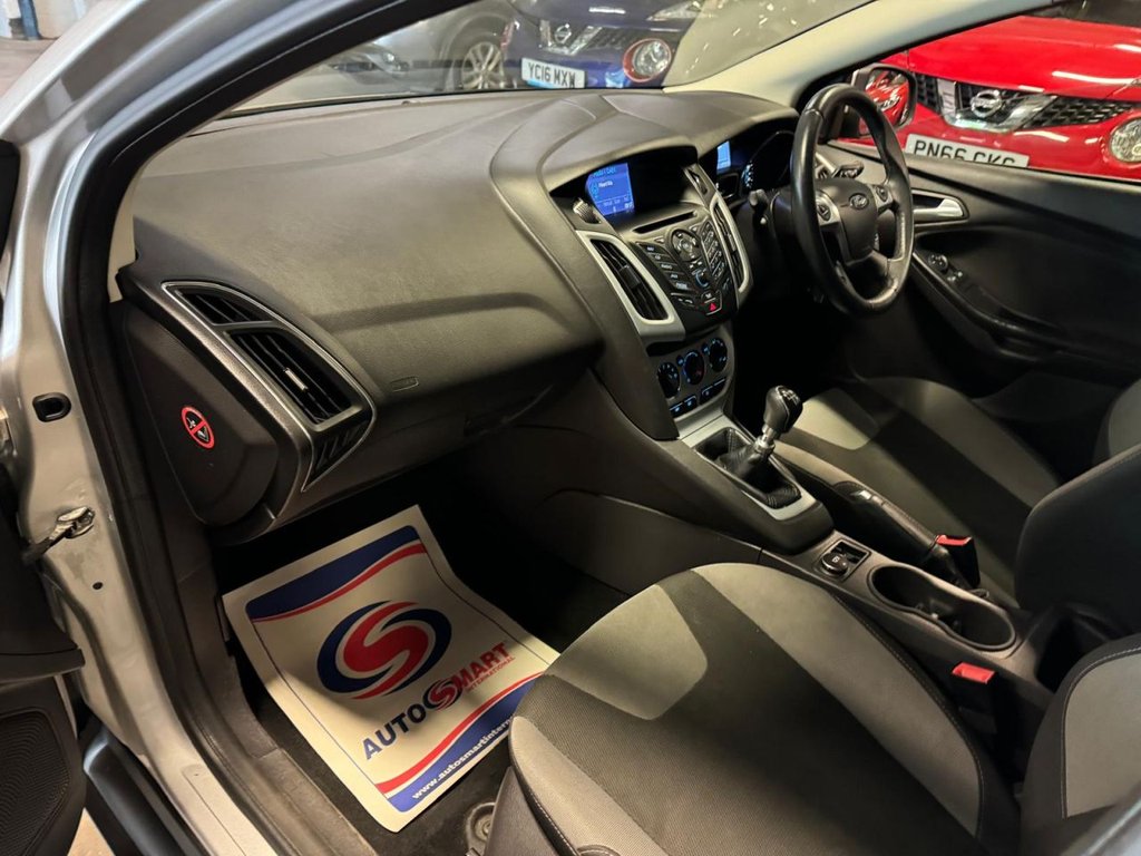 Used Ford Focus 2012 for sale - 76617354: Photo 14