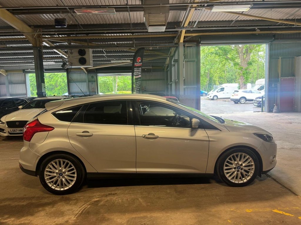 Used Ford Focus 2012 for sale - 76617354: Photo 8