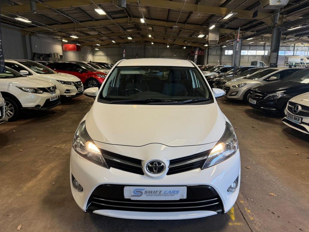 Used Toyota Verso 2015 for sale - 77734024: Photo 2