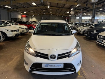 Used Toyota Verso 2015 for sale - 77734024: Photo