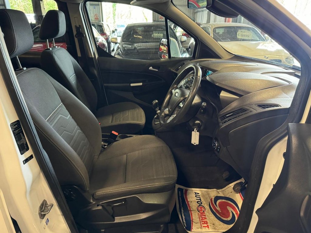 Used Ford Grand Tourneo Connect 2015 for sale - 77880262: Photo 10