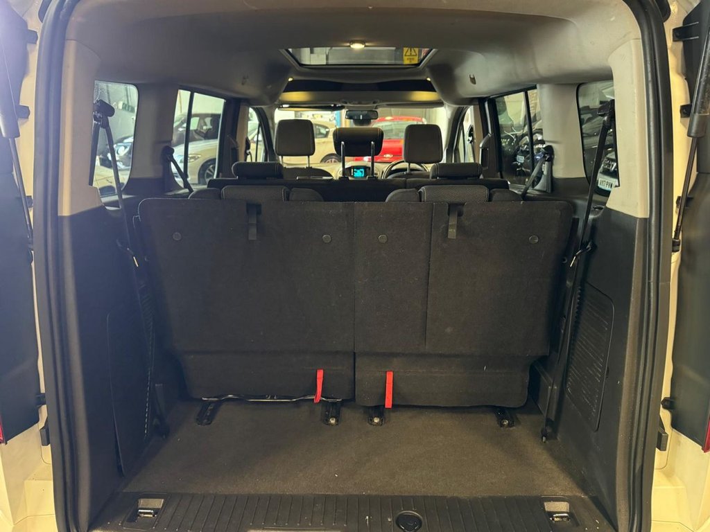 Used Ford Grand Tourneo Connect 2015 for sale - 77880262: Photo 13