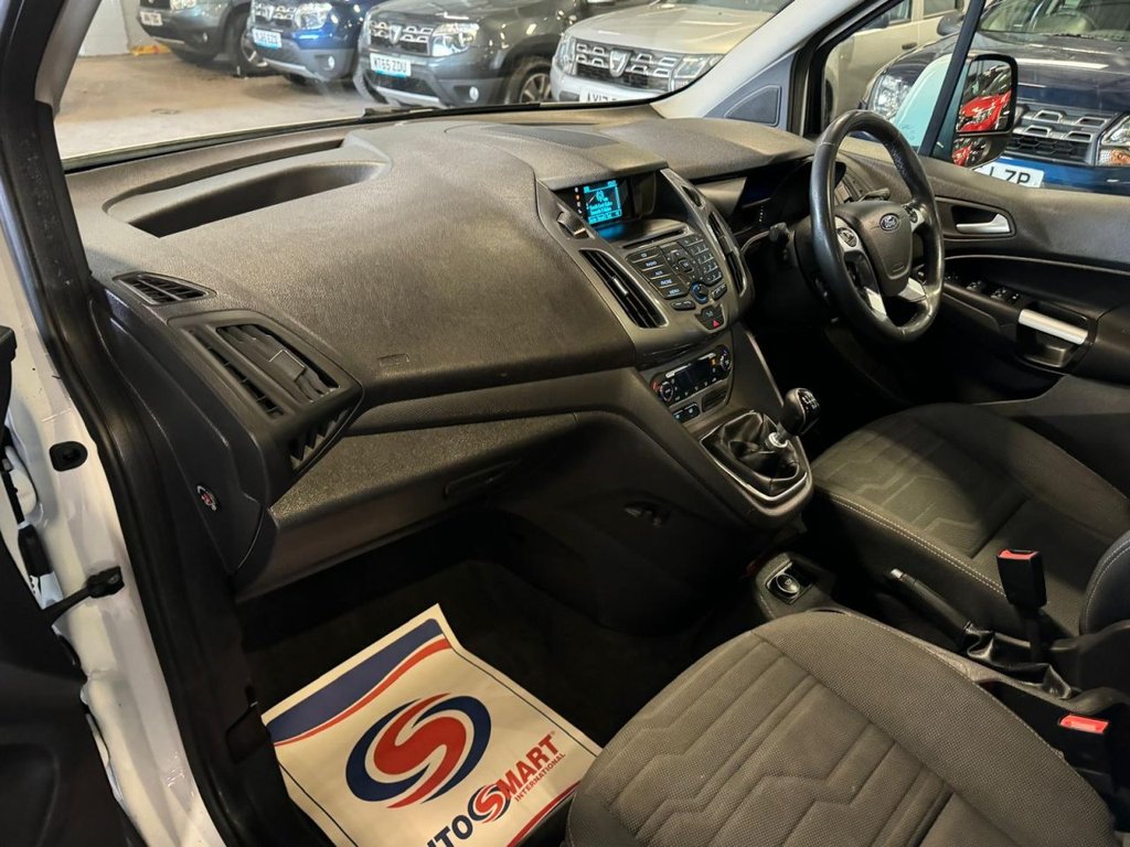 Used Ford Grand Tourneo Connect 2015 for sale - 77880262: Photo 15