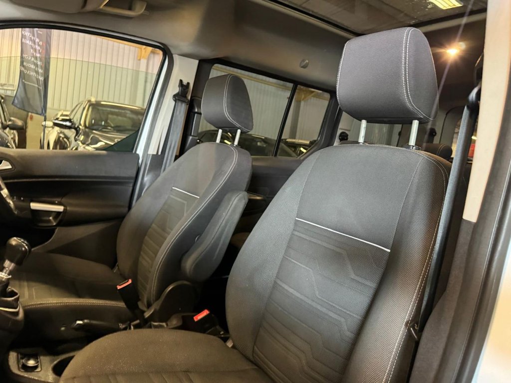 Used Ford Grand Tourneo Connect 2015 for sale - 77880262: Photo 16