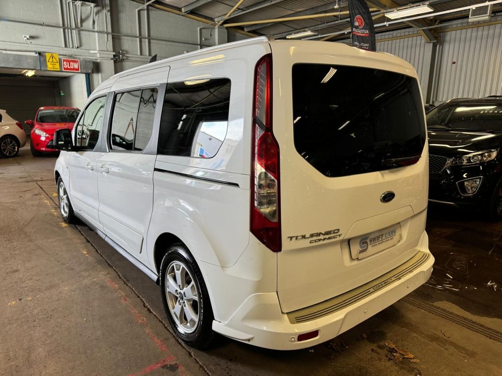 Used Ford Grand Tourneo Connect 2015 for sale - 77880262: Photo 5