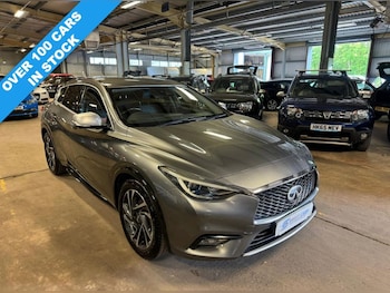 Used Infiniti Q30 2017 for sale - 78569522: Photo