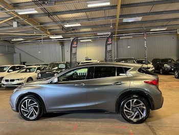 Used Infiniti Q30 2017 for sale - 78569522: Photo
