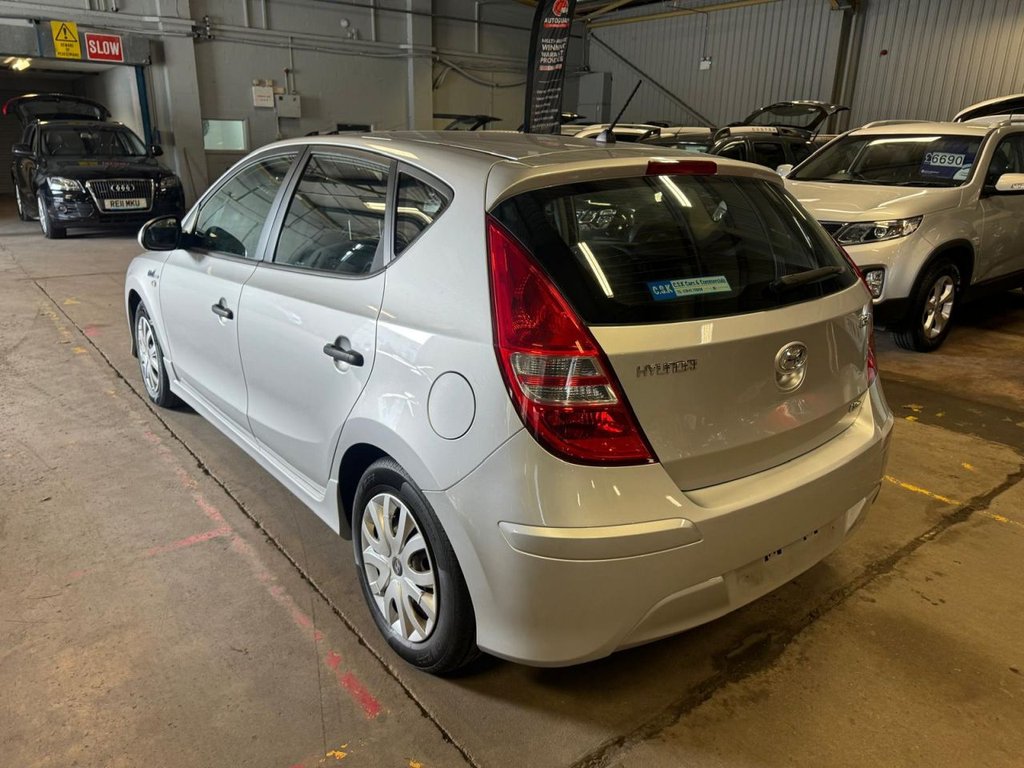 Used Hyundai i30 2012 for sale - 77990711: Photo 5