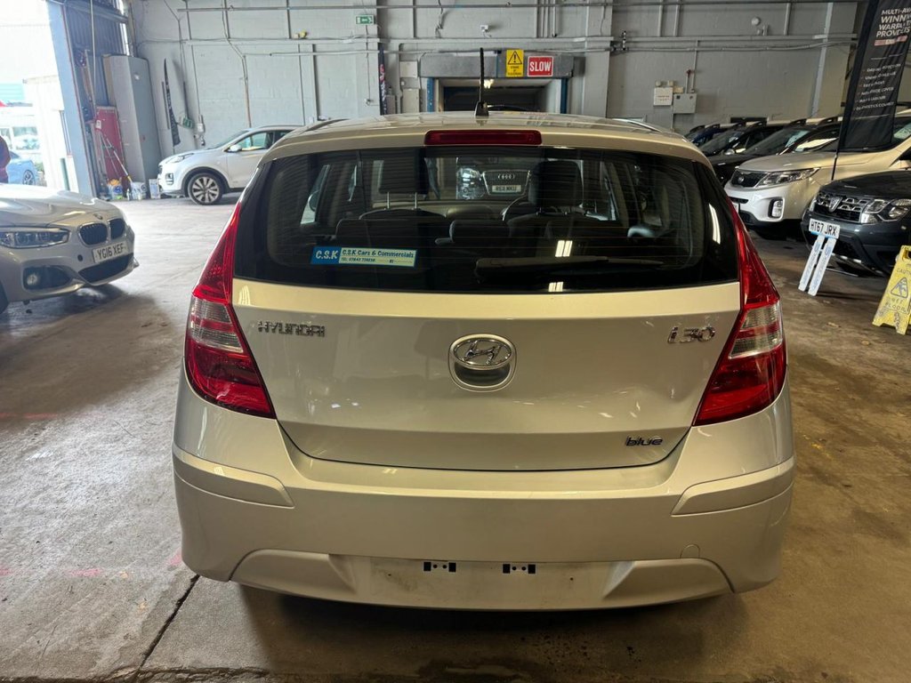 Used Hyundai i30 2012 for sale - 77990711: Photo 6