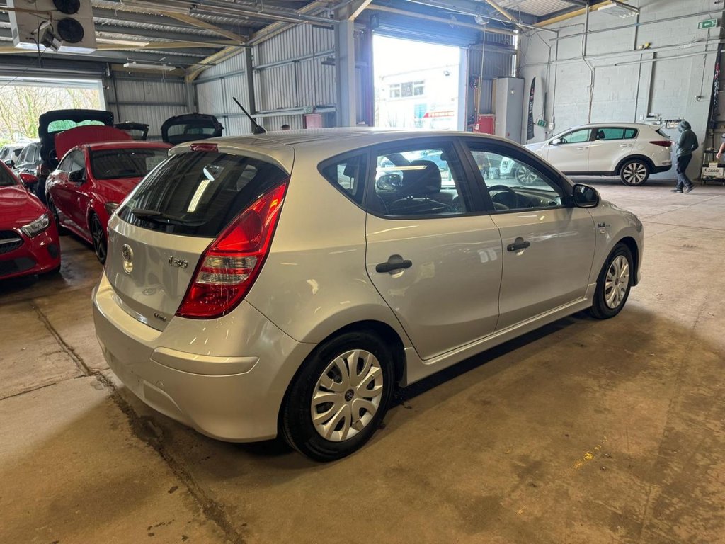 Used Hyundai i30 2012 for sale - 77990711: Photo 7